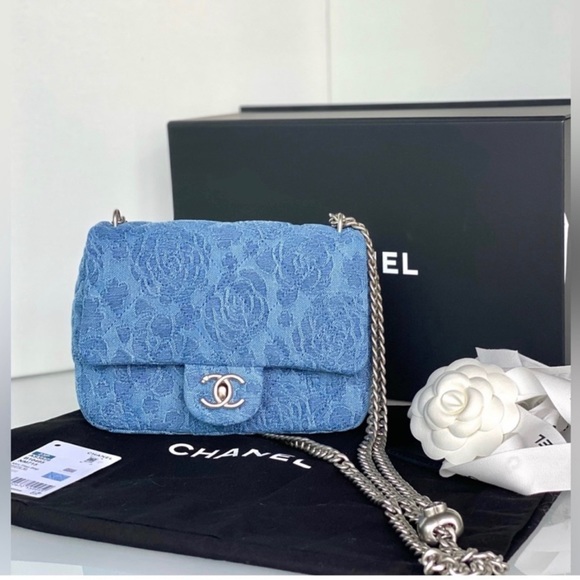 🩷 Host Pick 🩷Chanel brand new denim bag 2023 collection. PRICE IS FIRM. - Picture 4 of 15